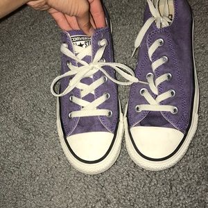 Converse Light purple lilac